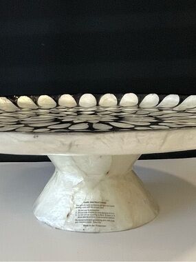 Black & Ivory Capiz Shell Decorative Pedestal Cake Stand